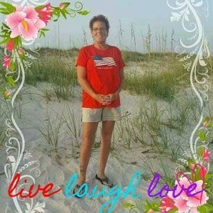 Meet your Posher, Debbie